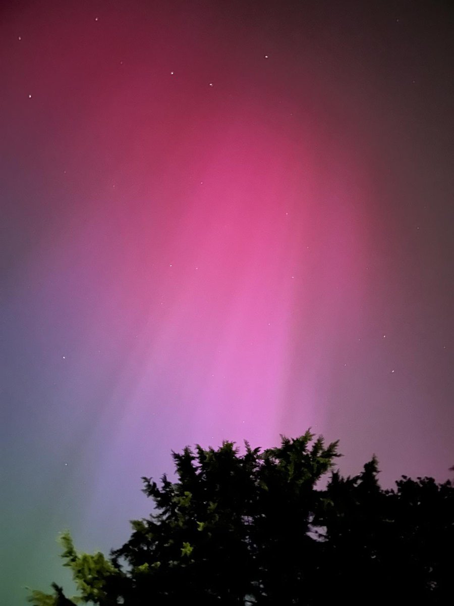 The Northern lights over Morte Point (courtesy of my neighbour Lisa as am in London this weekend). Fabulous jewel like night skies. 
Mortehoe, Woolacombe, 
North Devon. 
#Auroraborealis