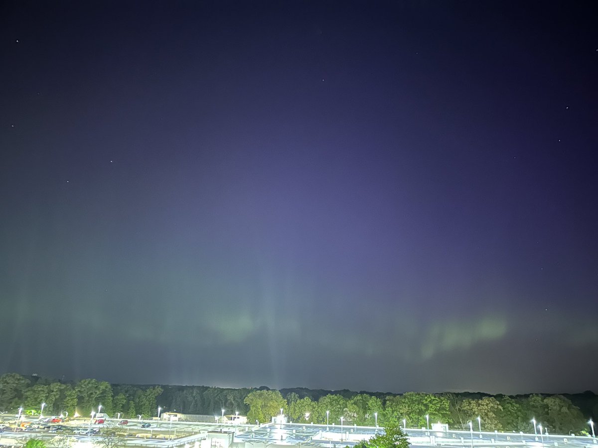 Knight_Medic's tweet image. Northern lights from Stony Brook NY @SBMedEMS @StonyBrookMed @StonyBrookEM