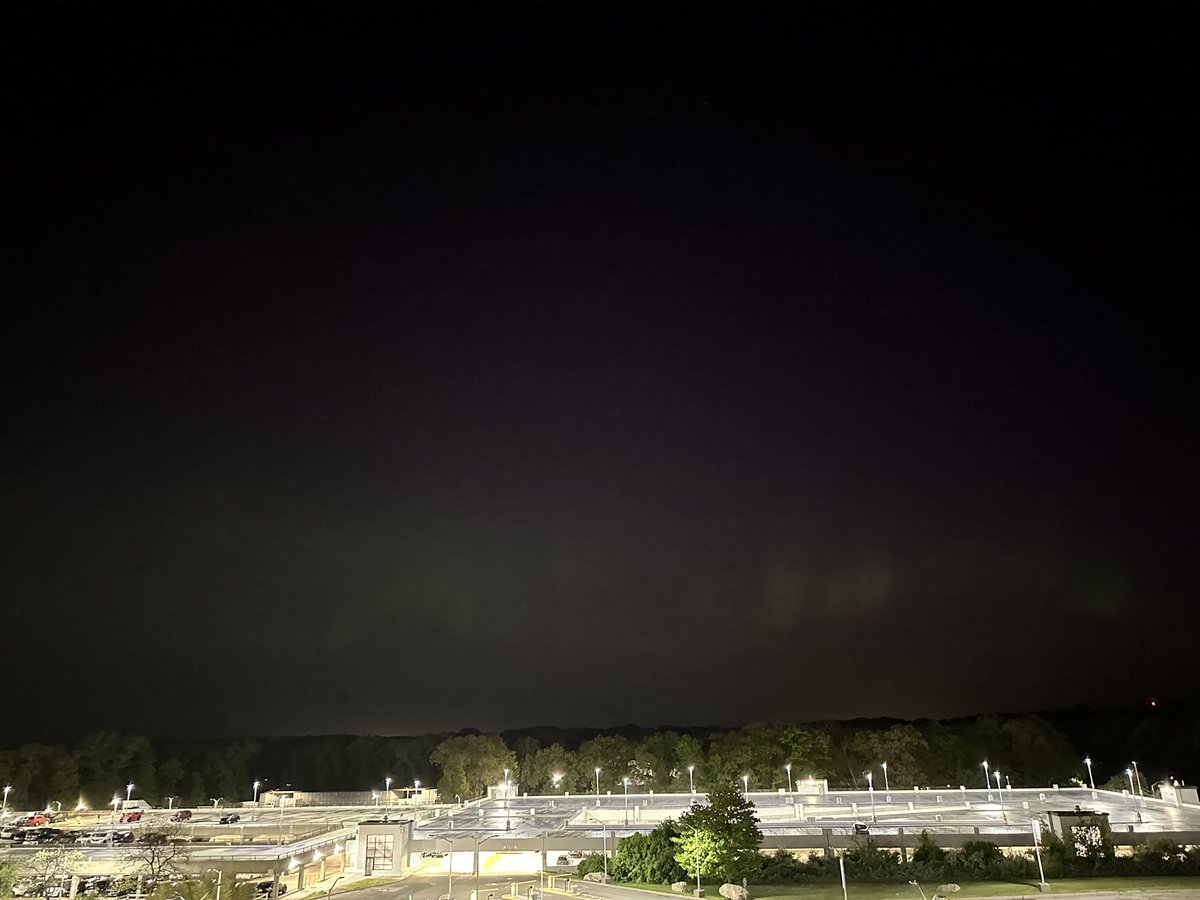 Knight_Medic's tweet image. Northern lights from Stony Brook NY @SBMedEMS @StonyBrookMed @StonyBrookEM