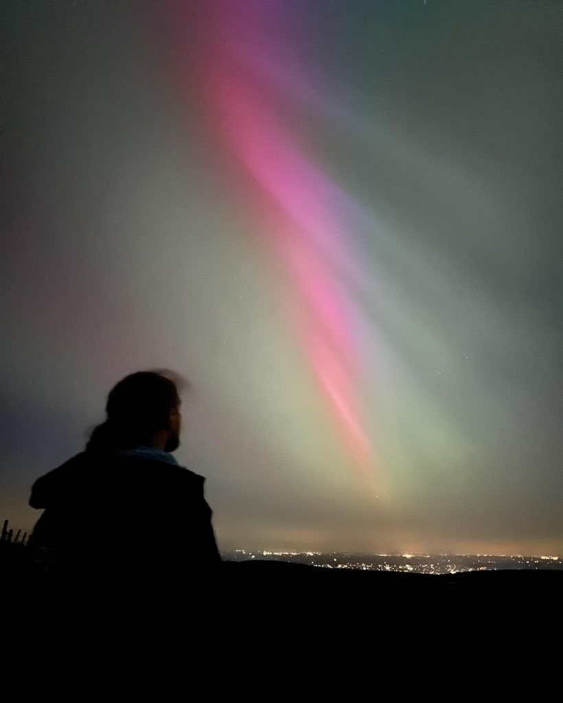 It wasn’t a dream 🤩 #aurora #Auroraborealis 

📍Home, #peakdistrict