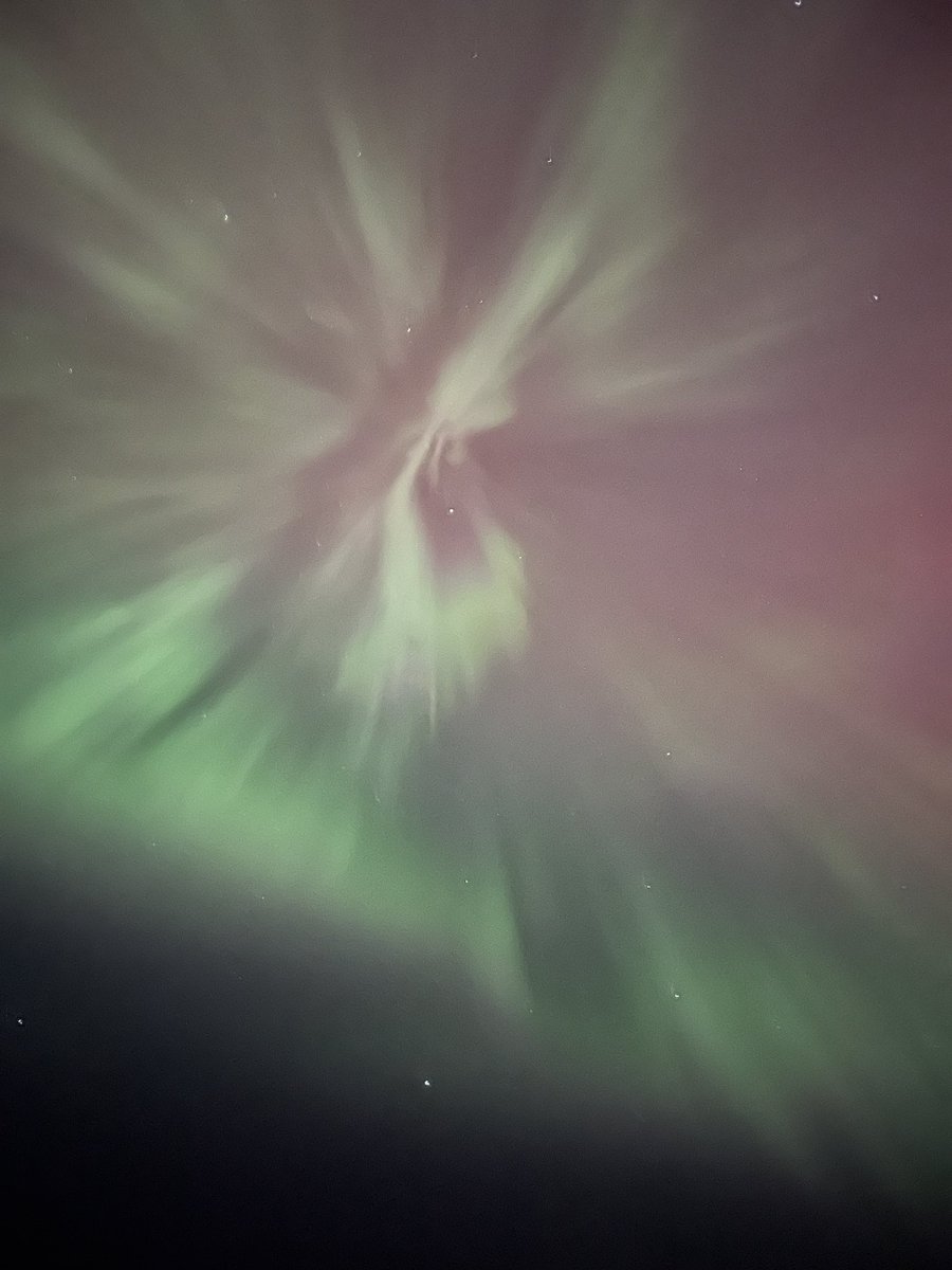 laurenbacawx's tweet image. I never thought I would experience pulsing aurora overhead in the United States. South Dakota came through. It’s 3 am and we are just now wrapping up. Time to sleep all day and do it over again tonight! I love solar max!