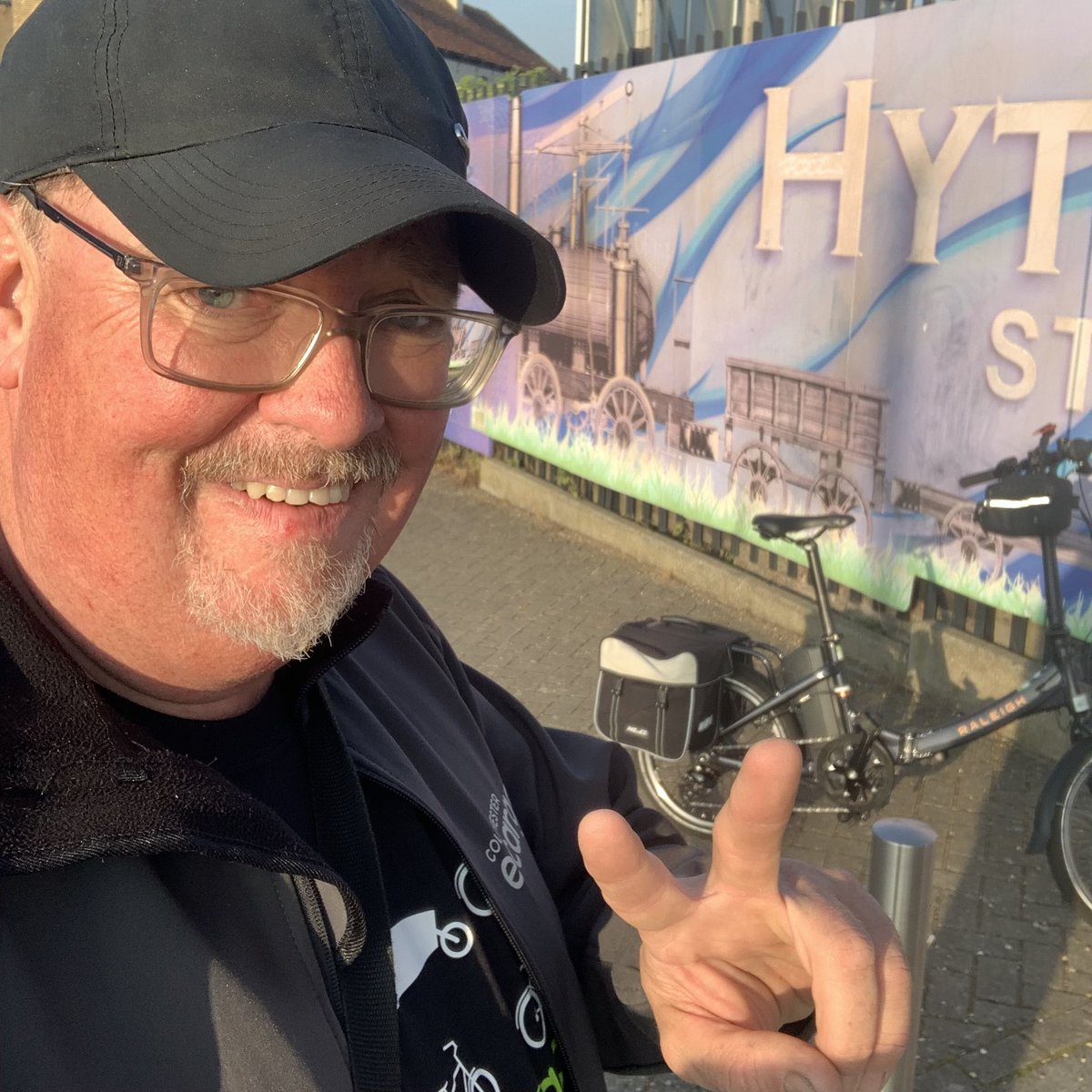 Our founder &amp; Chief Pilot was at the annual #CargoBike summit at the Oval LDN, chairing the ‘Making Cargo Bikes Work’ session and meeting with other cargo bike businesses/operators including <a href="/ecocarriersbse/">EcoCarriers BSE</a> <a href="/elovuk/">elovuk</a> <a href="/KeertCargo/">KeertCargo</a> <a href="/FullyChargedUK/">Fully Charged</a> <a href="/LionbeatUK/">Lionbeat</a> &amp; of course <a href="/ZedifyUK/">Zedify</a>