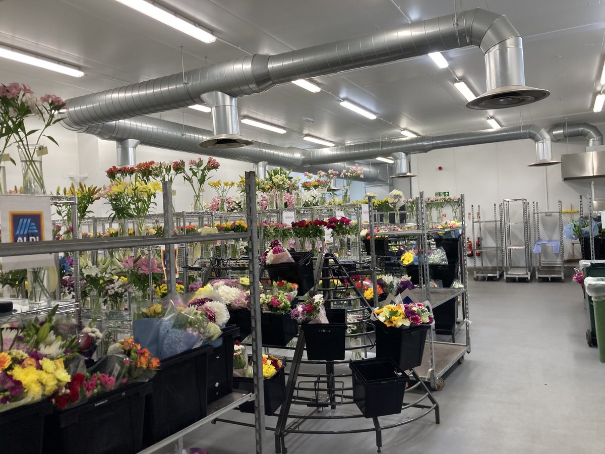 Satisfying Energy audit at a purpose built/designed Flower processor yesterday. Really highlighted the impact design and specification has on Efficiency. The biggest challenge in Energy is making poorly suited buildings efficient #savingenergyeverywhereigo #manufacturing