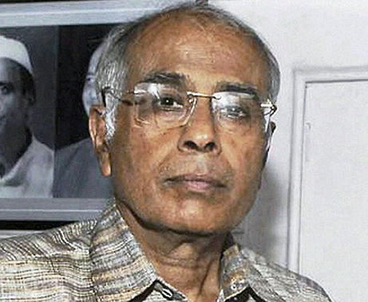 It took 11 years to get justice in the murder case of Dr.Narendra Dabholkar. On friday , Pune court convicted two assailants , 1. Sachin Prakashrao Andhre 2. Sharad Bhausaheb Kalaskar However their masterminds are still free ! #NarendraDabholkar