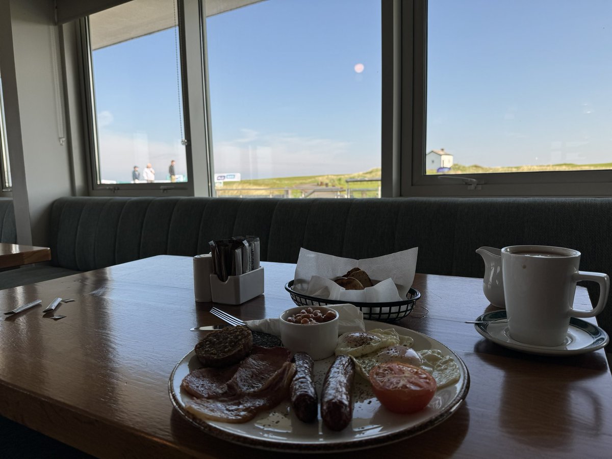 Breakfast with a view this morning @CountySligoGC