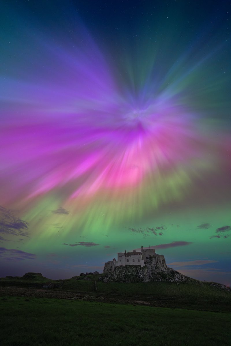 A night to remember on the #Northumberland coast! 

#aurora #northernlights #photography