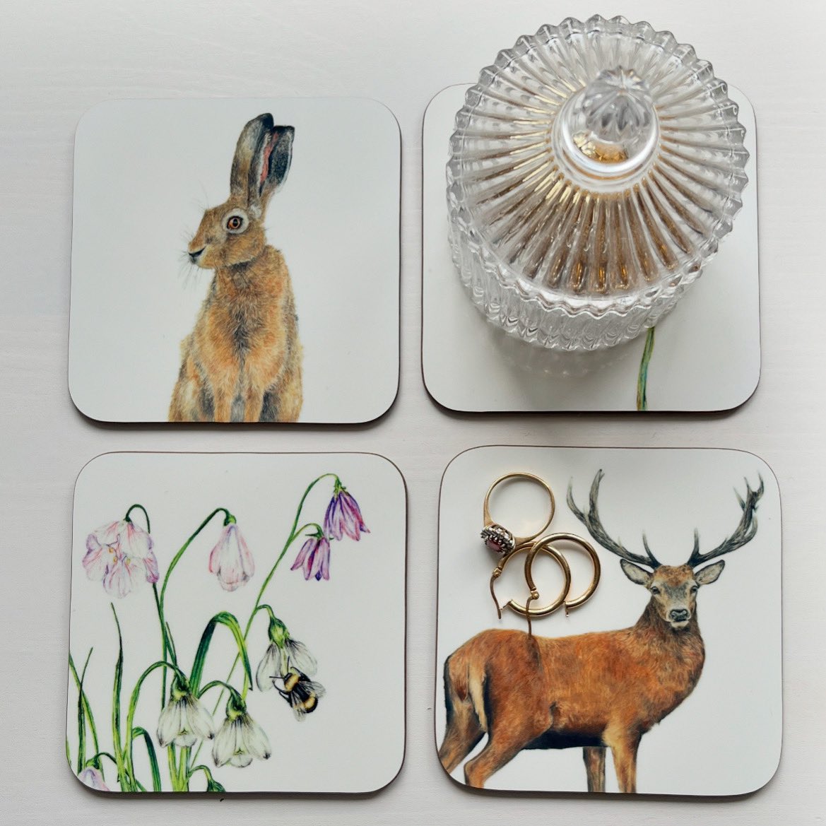 I always think coasters are such a lovely way of adding a splash of colour to your home ✨

#coasters #artforthehome #homedecor #britishwildlife #artist #colouredpencil #colouredpencilartist #natureart #giftideas