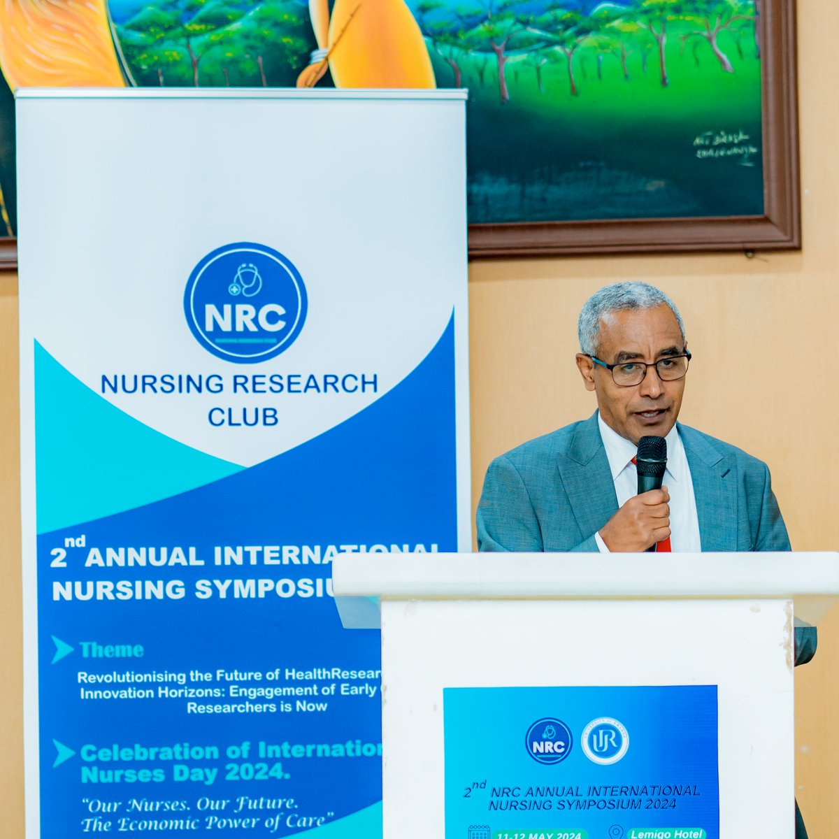 With his welcoming remark, @UCmhs Principal Prof. Abraham HA. MITIKE highlighted that the University of Rwanda is here to help any postgraduate or undergraduate who wants to engage in Research because it's the backbone of any positive change.