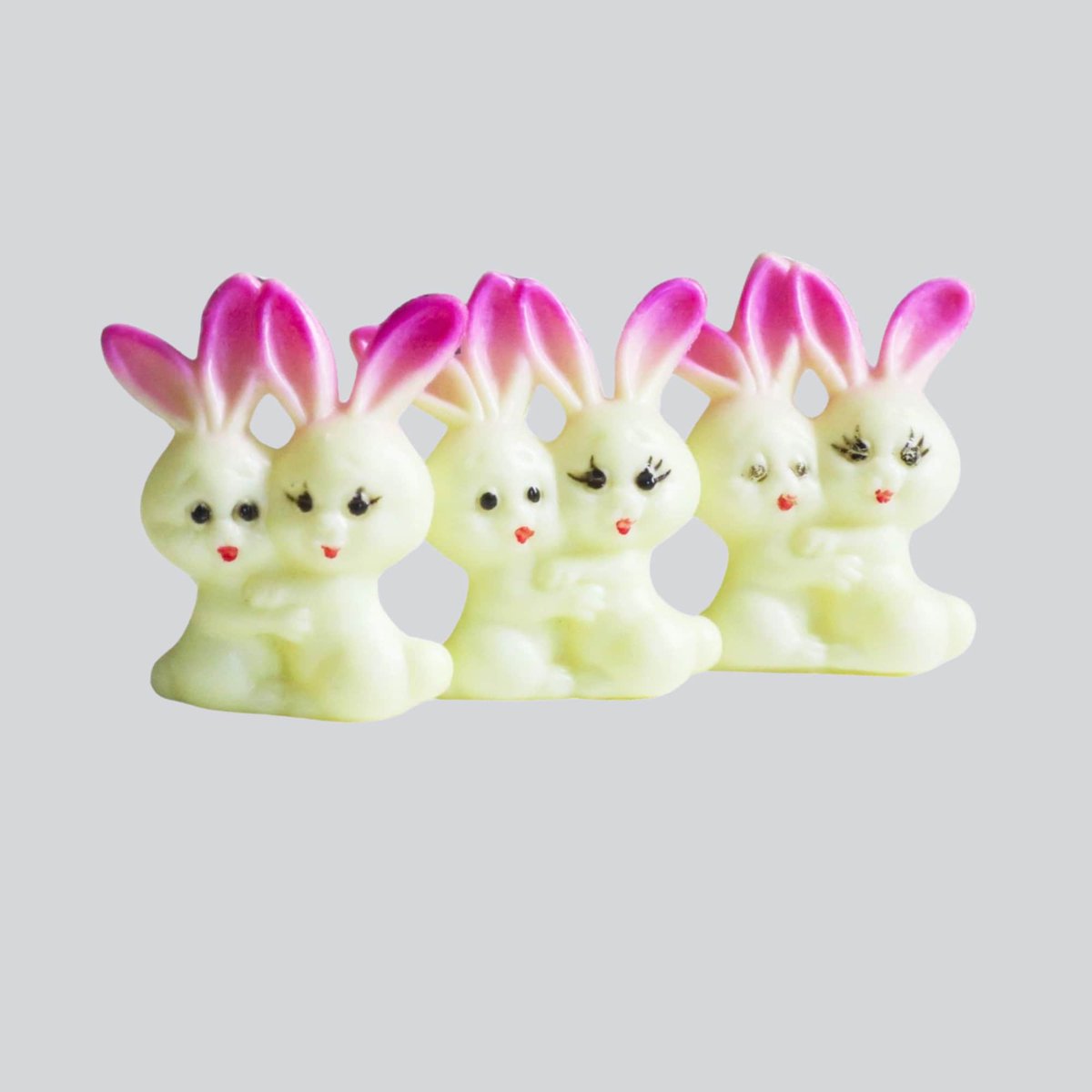 Vintage Miniature Hugging Bunnies, Gift Box Decoration, Spring Easter Wreath or Basket Supplies tuppu.net/c1b7c228 #Vintage4Sale #EtsyteamUnity #MomDay2024 #SMILEtt23