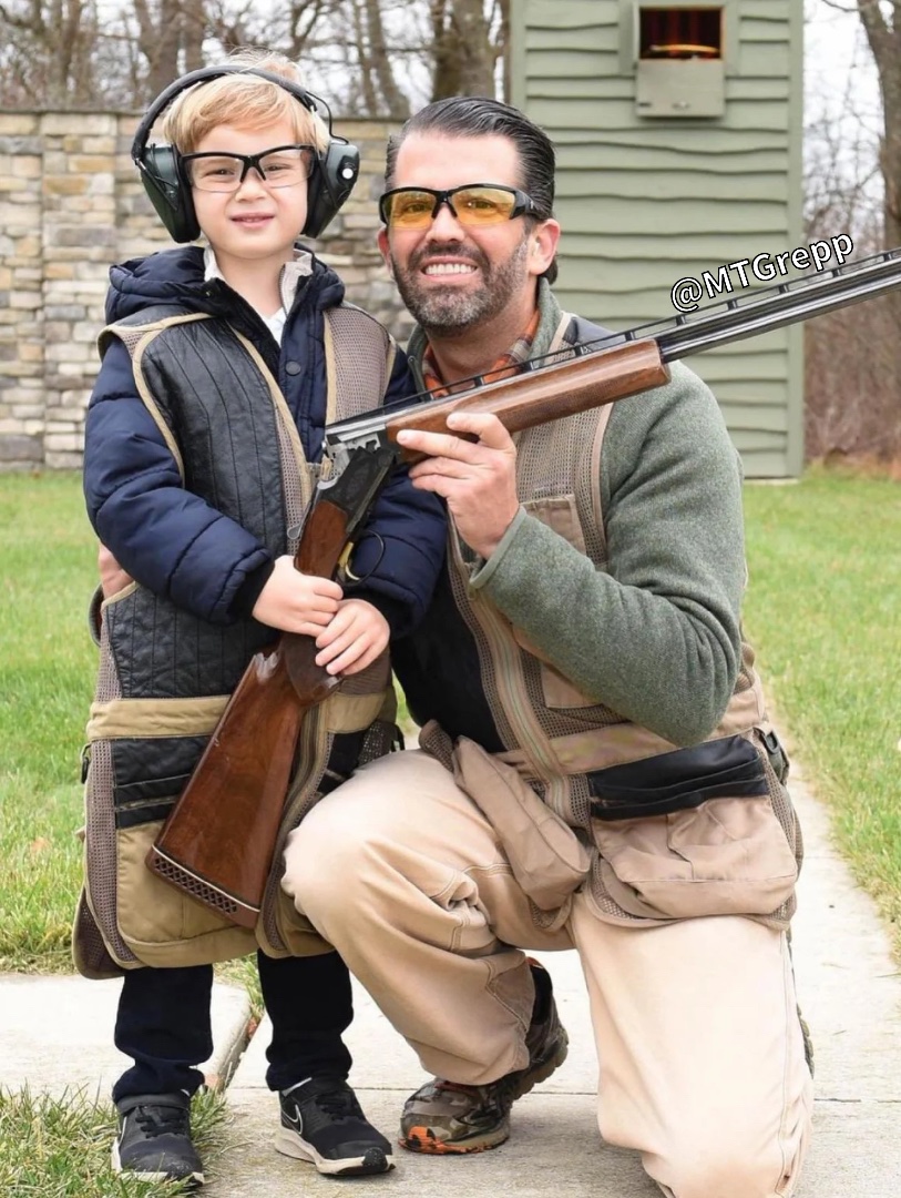 Teach them to LOVE the 2nd Amendment

How does this photo make you feel ?