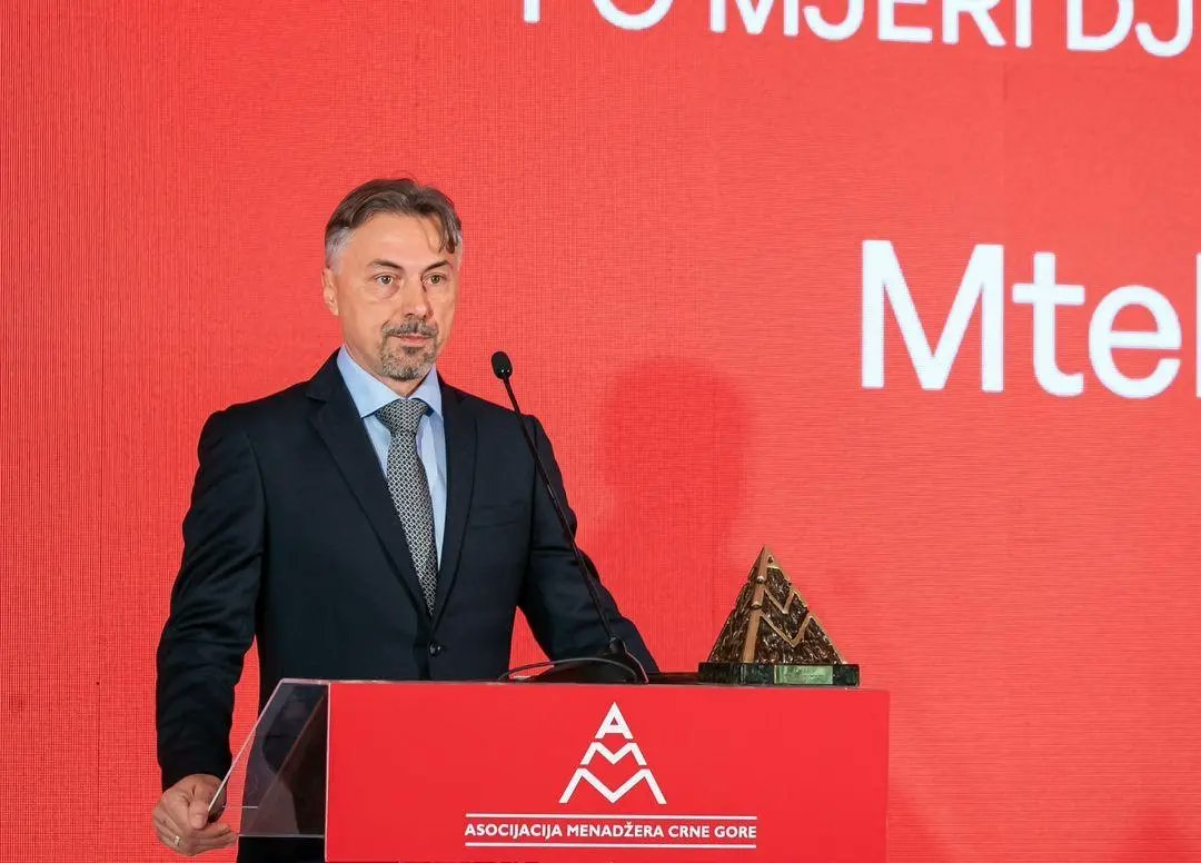 Digitalna Fabrika tweet media