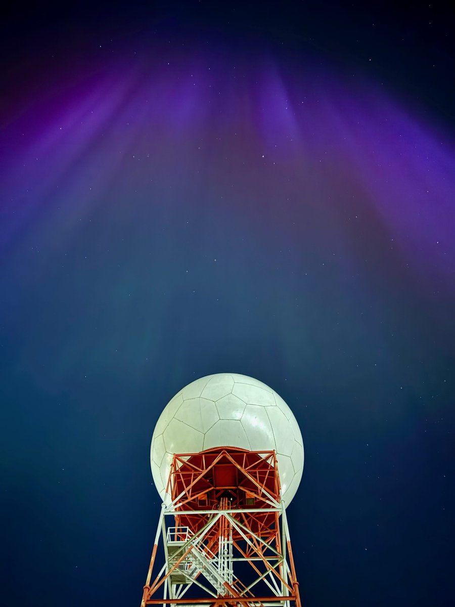 NWSChicago's tweet image. We just had an incredible burst with vibrant colors!