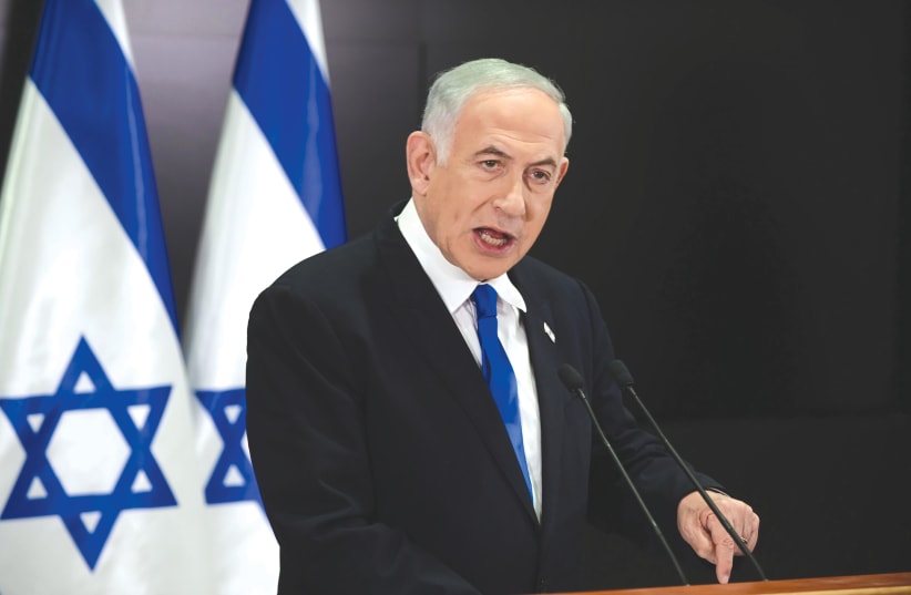 BREAKING: 

🇨🇴🇮🇱 Colombia's president calls for the International Criminal Court to issue an arrest warrant for the war criminal Netanyahu