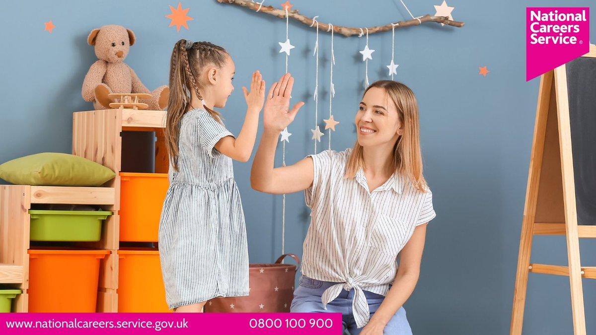 Today is the start of Childminding Week 🧒 Childminders care for babies, toddlers and children in their own home, supporting their learning and development. 💰 Variable ⏰ Variable Learn more about this role 👇 ow.ly/99hS50QT4tk #ChildmindingWeek