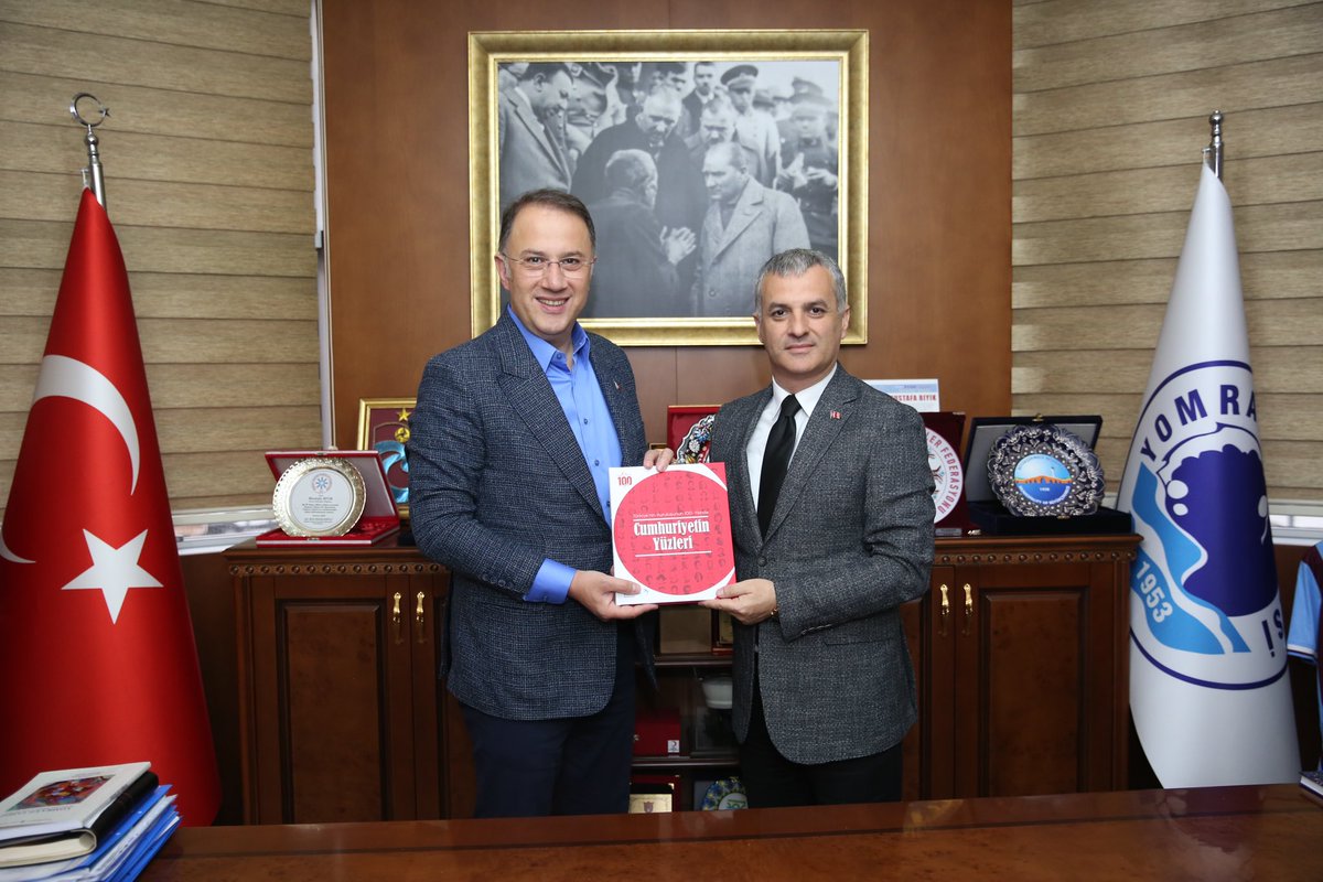 İstanbul Beylikdüzü Belediye Başkanı Trabzonlu hemşehrimiz @mmuratcalik ’ı Belediyemizde ağırladık. İlçemize olan katkılarının yanısıra Beylikdüzü’nde de başarılı işlere imza atarak her fırsatta bizleri onurlandıran kıymetli başkanıma tüm Yomralılar adına teşekkür ediyorum.