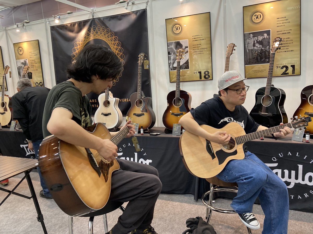 #taylorguitars
弾いた！