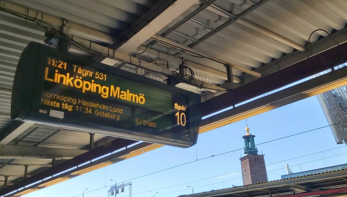 En route pour #Malmö, pour aller soutenir @Slimaneoff lors de la finale de l'@Eurovision ! 🤩 @EurovisionF2 #ESC2024