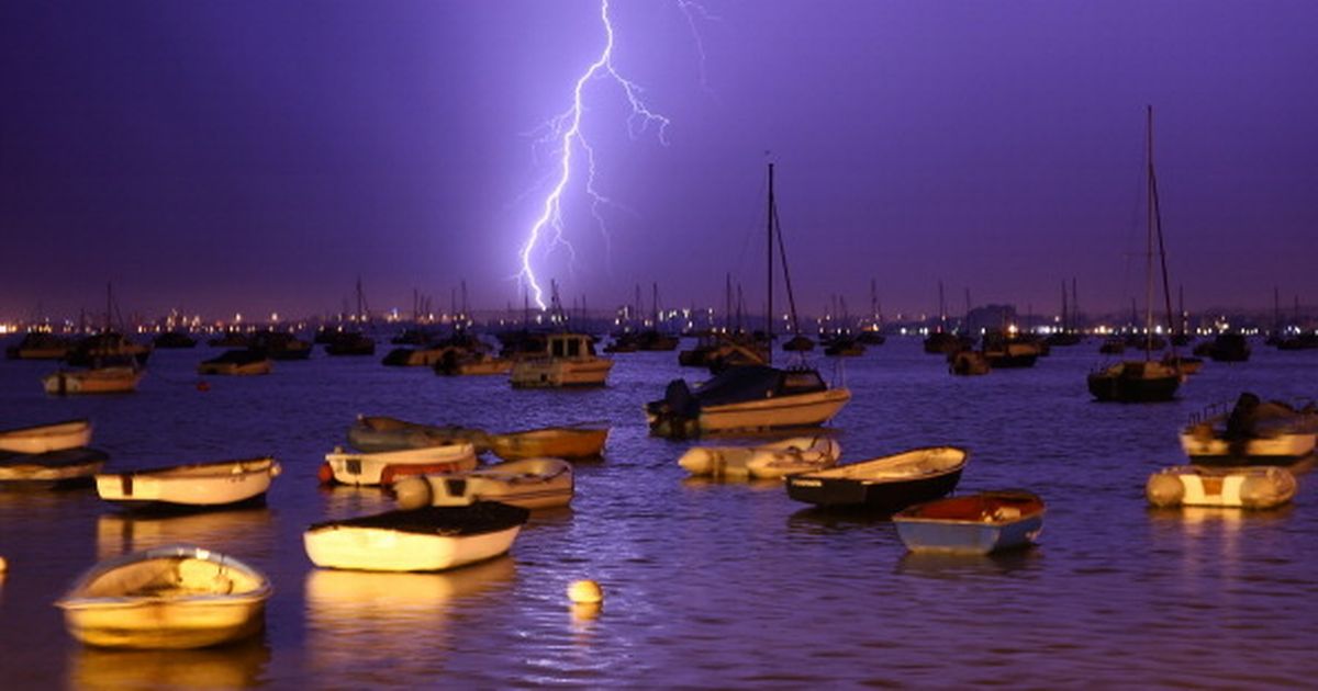 BREAKING: Thunderstorm warnings cover half of UK days after mini heatwave hits country mirror.co.uk/news/uk-news/b…