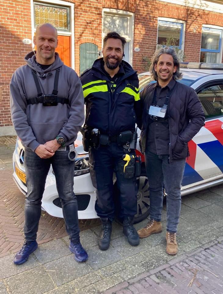 StiptIT's tweet photo. 🏊🏼 Onze zwemmer Frank trof onlangs Renaldo en Thijs van tv-programma ‘Hunted’ in Stad tijdens een 'hunt'. 
Zijn hebben een donatie ✅ gedaan.
💫 Doneer jij ook @Teamstipt 

➡️
https://t.co/NoyHXa6jcf… 

#groningenswimchallenge

#hunted #huntednl #huntedintothewildvips #avrotros https://t.co/vdmqzrMSx1