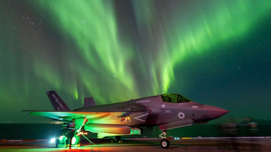 Photo of the Day: F22 parked under the #AuroraBoreal at RAF Luton, the increase in #Aurora activity last night was due to gases escaping from the tears of #Eurovision2024 fans as they protest about Ipswich being in the final

Photographed from a Canberra #NorthernLights