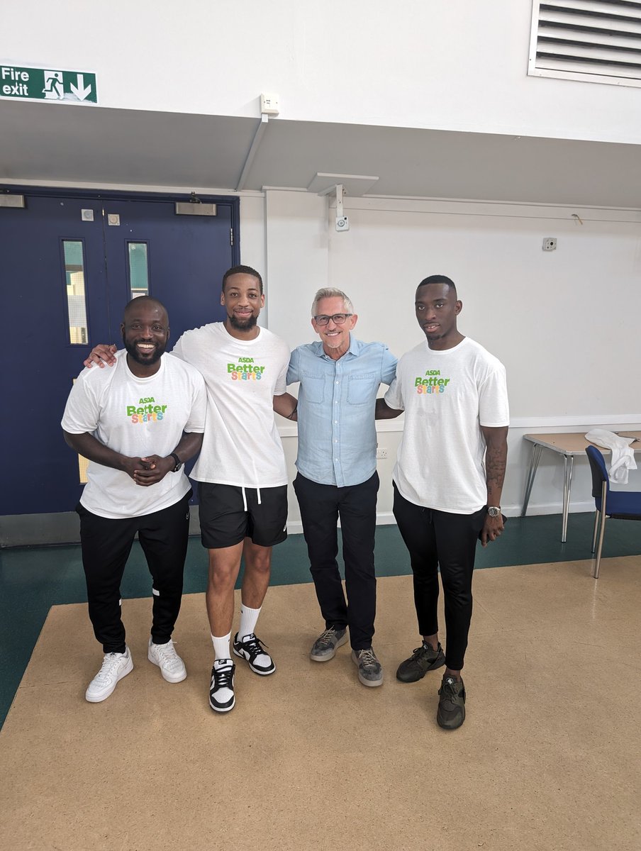 Connect Stars tweet media