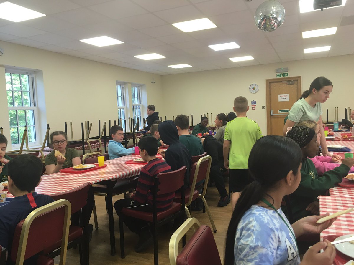 St Constantine’s Primary & Nursery Class tweet media
