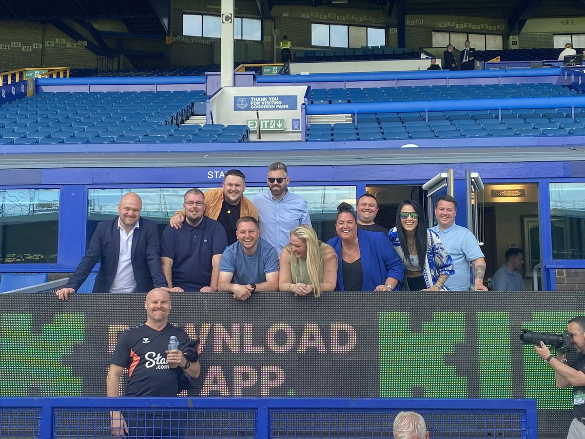 Thank you so much to @everton & @Stake for their hospitality for today’s game. We really appreciate your lovely gesture 💙 Unfortunately 3 of group could not make it today but Ben, Paul and Sarah’s hard word has not gone unnoticed 💙 UP THE TOFFEES 🟦⬜️🟨