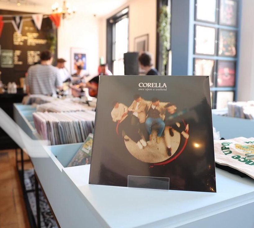 Corellamusic's tweet photo. #3 Independent Album Breakers Chart
#6 Record Store Chart 
#8 Independent Chart 
#8 Downloads Chart 
#14 Album Sales Chart 
#16 Physical Chart 
#18 Vinyl Chart https://t.co/DqjXyh4A19
