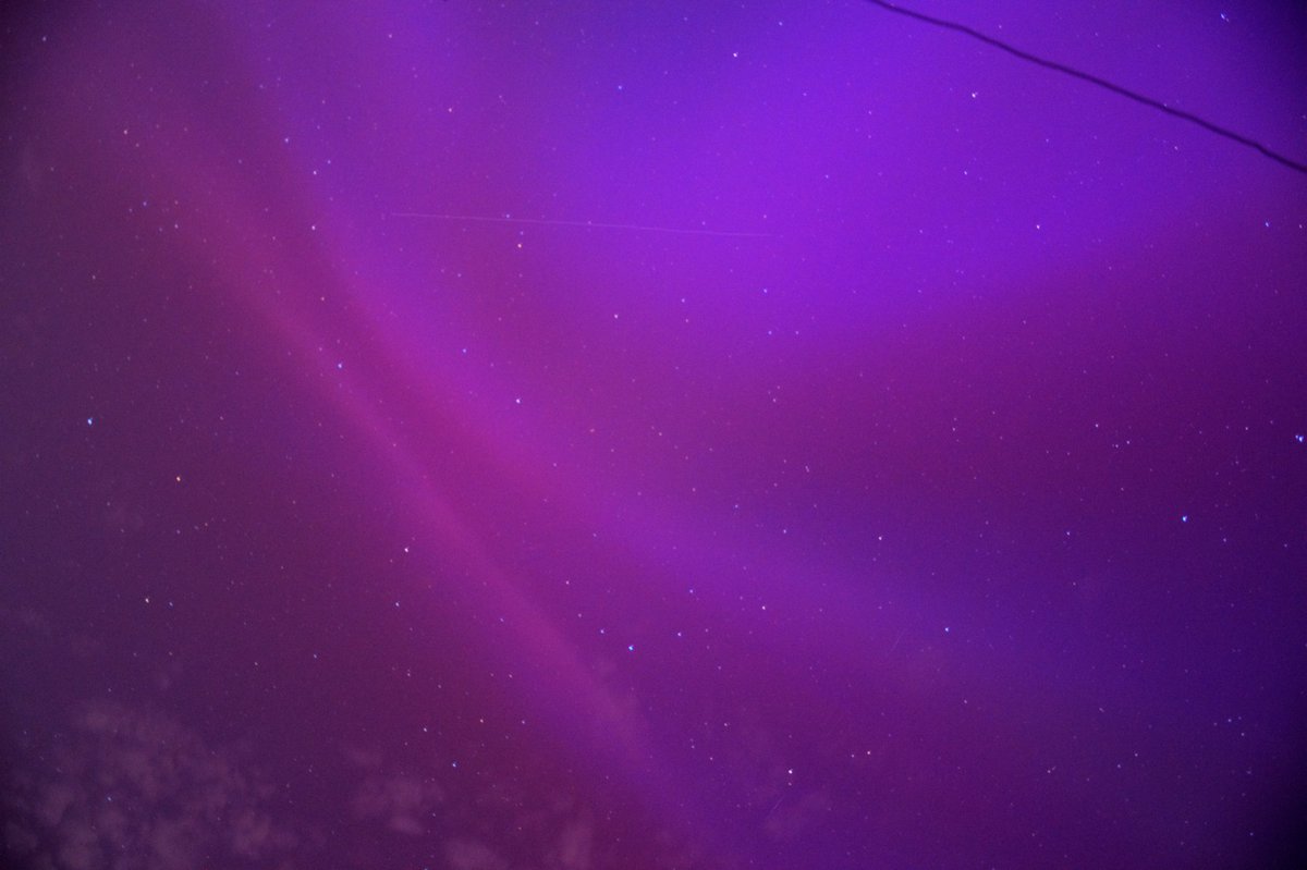 A few of my #aurora #auroraborealis #auroracorona photos from #Telford #Shropshire lastnight. A aurora substorm was still even going at 2.30am wow, just wow. #loveukweather #loveukspaceweather