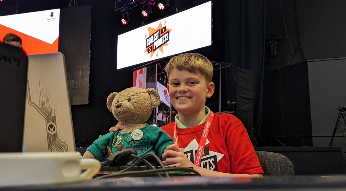 AckworthHoward's tweet image. Good luck to George who is at @CoolestProjects in Bradford today, showcasing his @scratch projects amongst some of the best young coders in the country. Howard the bear is giving his full support!
#coolestprojectsUK
#AckworthHowardComputing