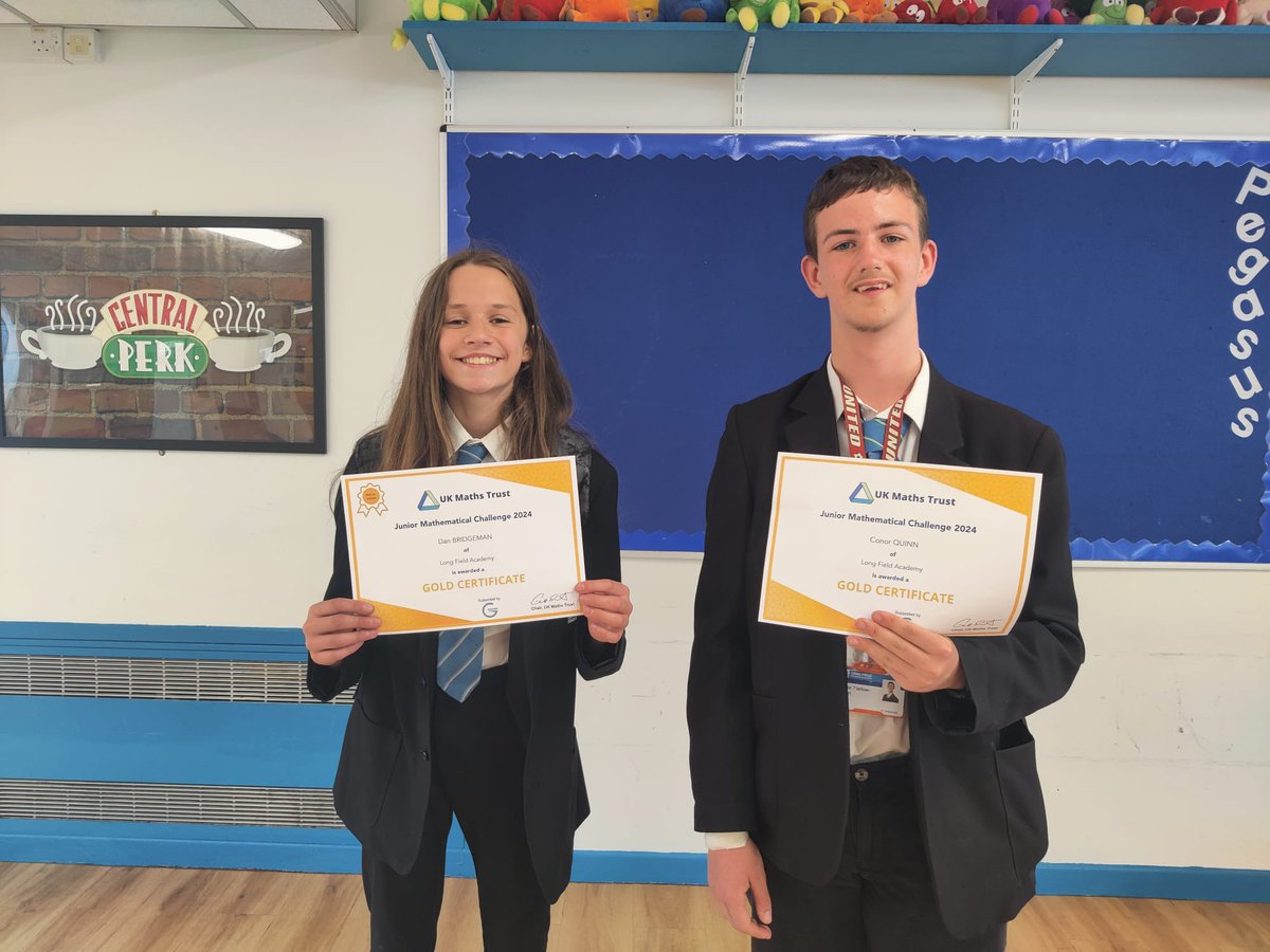 *MATHS* Well done to all of the Year 7 and 8 students that took part in the UKMT challenge. Here are the students with bronze, silver & gold certificates. Special well done to Dan & Conor, who have qualified for the next round. Amazing Mathematical skills! @satrust_ @meltontimes