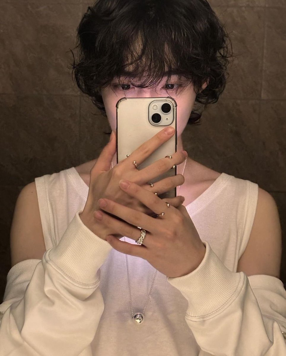 PITA 🌈✨ CF22 S17-18 tweet media