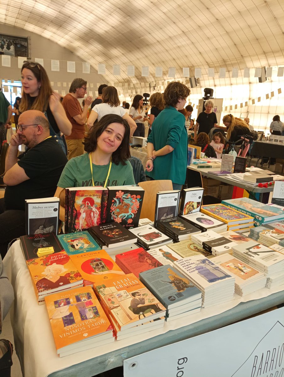 Barrio de Libros tweet media