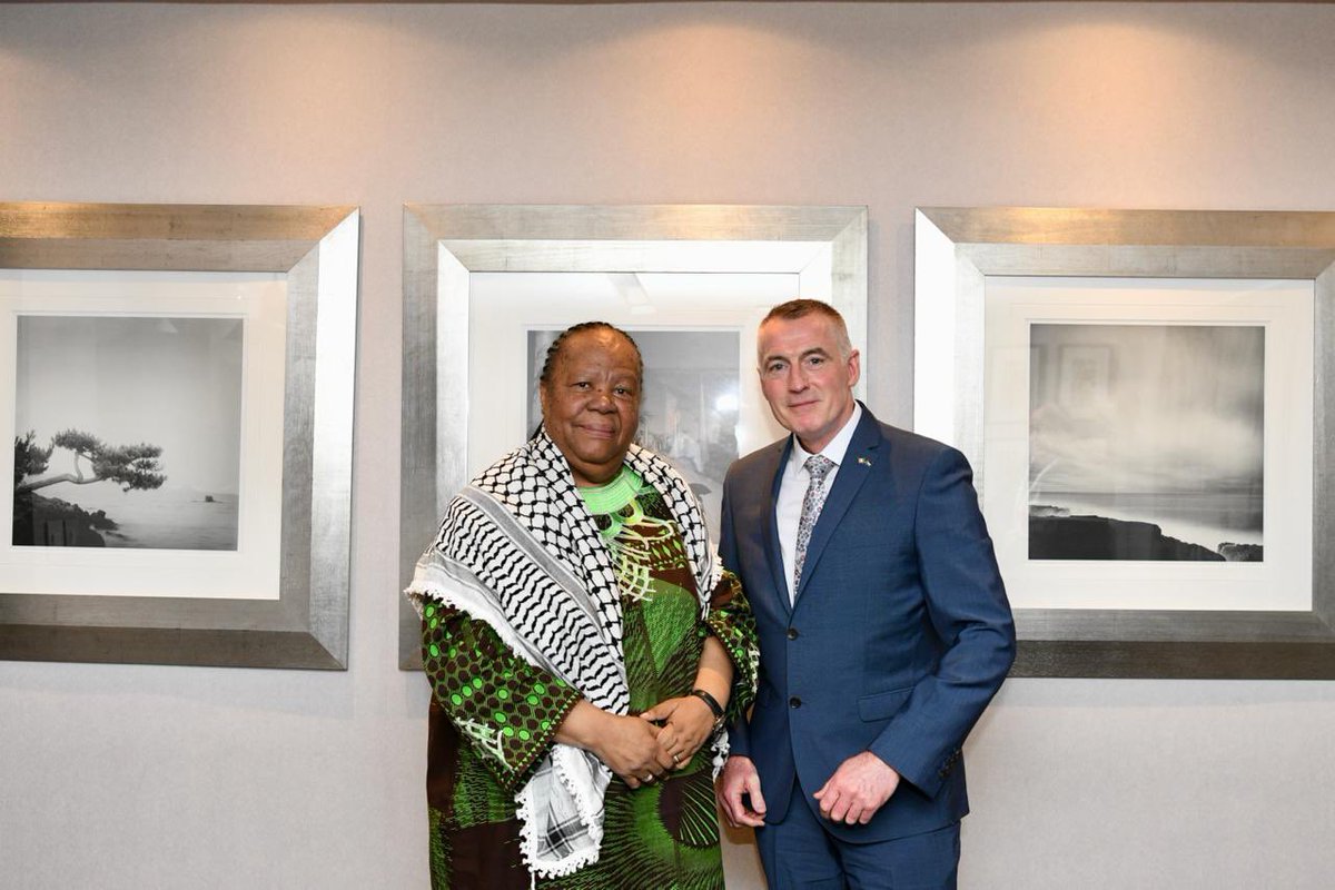 Excellent bilateral meeting with South African Foreign Minister Naledi Pandor. We discussed Israel’s genocidal war against the Palestinian people. I repeated Sinn Féin’s full support for South Africa’s ICJ action & briefed the Minister on the growing momentum for Irish unity🇮🇪🇿🇦