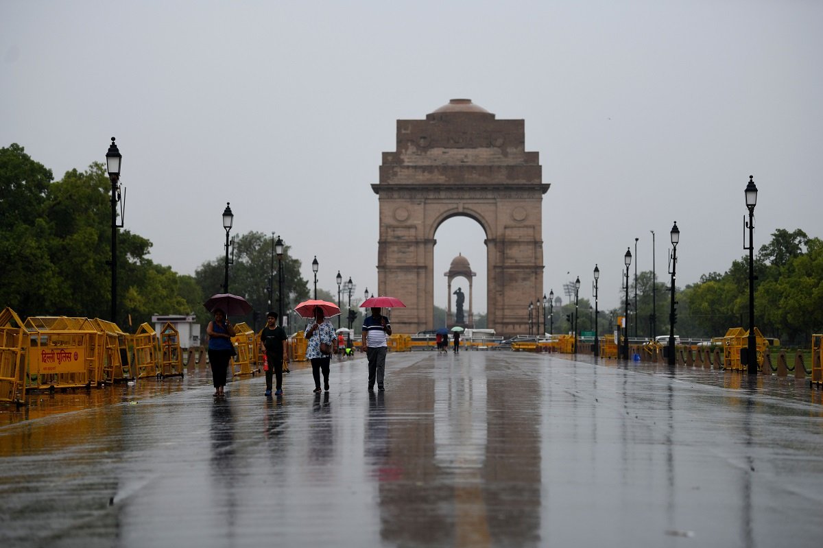 Flash: At least two people killed and 23 injured in #storm-related incidents as strong winds uprooted trees, electricity poles and led to portions of walls collapsing across #Delhi. Power was also disrupted in many areas. According to officials, they received 152 calls,…