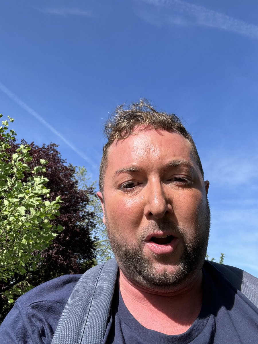 Simon Brown tweet media