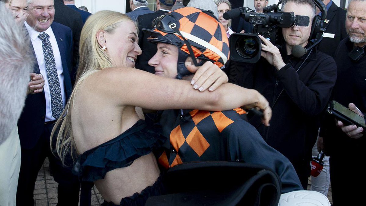 Racenet (@racenettweets) on Twitter photo An incredible 2024 for <a href="/jamieleekah07/">Jamie lee Melham</a> so far with 5 Group 1 winners.
โ
Hayasugi (Blue Diamond)
โ
Southport Tycoon (Aust Guineas)
โ
Cylinder (Newmarket)
โ
Coco Sun (SA Derby)
โ
Benedetta (Goodwood) An incredible 2024 for <a href="/jamieleekah07/">Jamie lee Melham</a> so far with 5 Group 1 winners.
โ
Hayasugi (Blue Diamond)
โ
Southport Tycoon (Aust Guineas)
โ
Cylinder (Newmarket)
โ
Coco Sun (SA Derby)
โ
Benedetta (Goodwood)