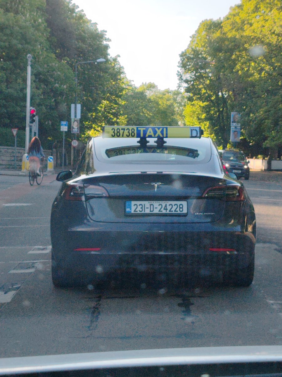 Tesla cabs in Dublin. Je Baat!
@EverestFleet @UberIndia @Uber
India Mein bhi le aao.