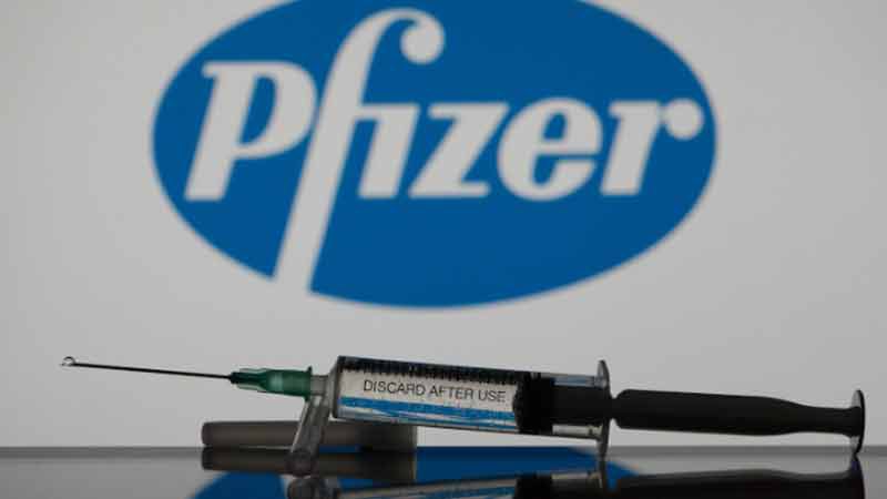 Un lanceur d'alerte de #Pfizer divulgue un courriel de l'entreprise proposant des vaccins contre le #COVID-19 'distincts et séparés' aux employés ! Courriel divulgué : « Les doses de #vaccin qui seront utilisées pour ce programme sont distinctes de celles que Pfizer s’est engagé…