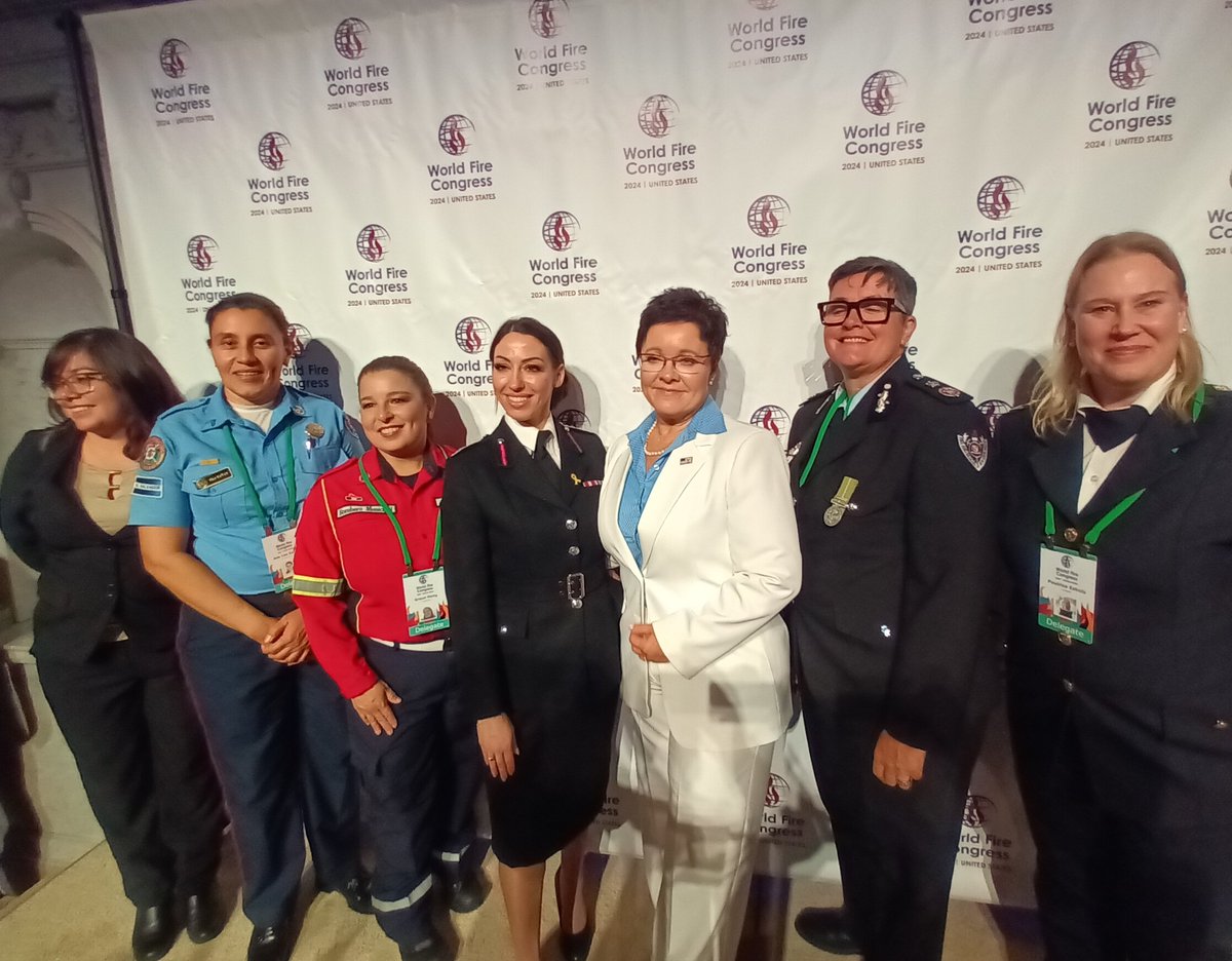 Thank you @usfire and @DrLoriUSFA for the inaugural World Fire Congress 2024. Topical discussions on common challenges such as the climate change, wildfires, new technologies and firefighter safety and health. 
@fema @Sisaministerio @veerapar 
#WorldFireCongress2024 #FireFighters