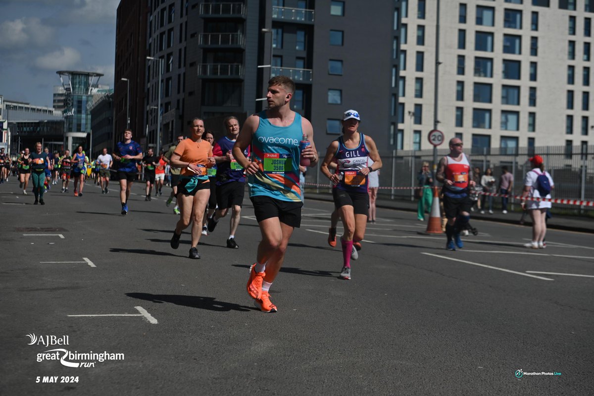 On 5 May our wonderful fundraiser, Josh, took on the Great Birmingham Run for our ovarian cancer community 🏃 He smashed the half marathon in an impressive 1 hour 44 minutes and raised an incredible £435 for our support and information services 💪🔥 Thank you so much! 💙