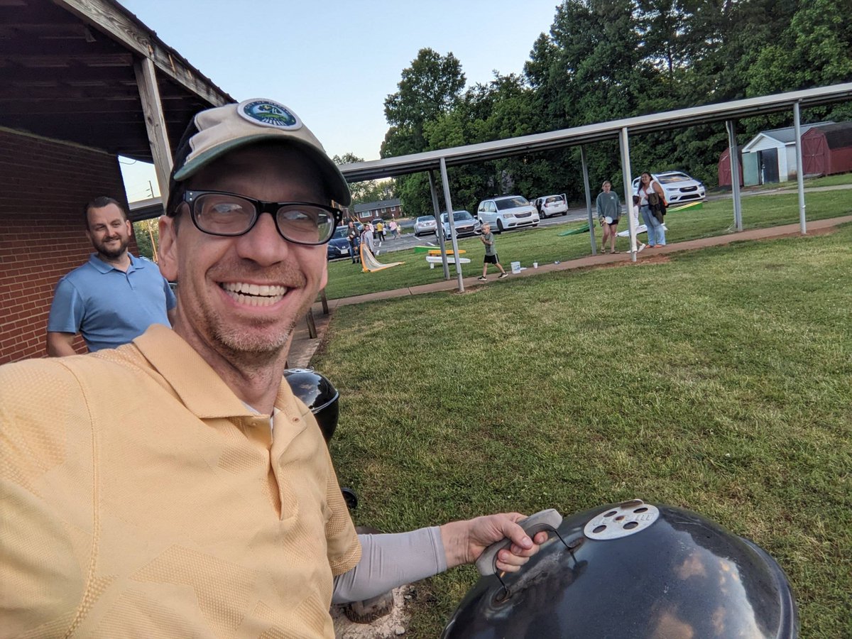 EwingForNC's tweet photo. A great day yesterday at E.M. Yoder Elementary School with their #Spring Glow Dance! We worked the hot dogs and they were a hit. We even got to see some #rainbows!

From there, I left for Pilot Mountain to check out the #NorthernLights. Absolutely stunning and breathtaking https://t.co/78ER4UCsGD