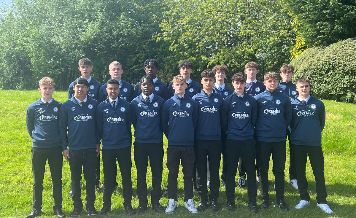 Good luck to our U16 boys in their ESFA National Inter county final today at @stokecity Bet365 Stadium. Streamed live for anyone wishing to cheer them on 1.30pm kick off. Thank you to our sponsors @PremierSports and @JomaSport. Livestream: youtube.com/@ESFATV?si=-Kx…