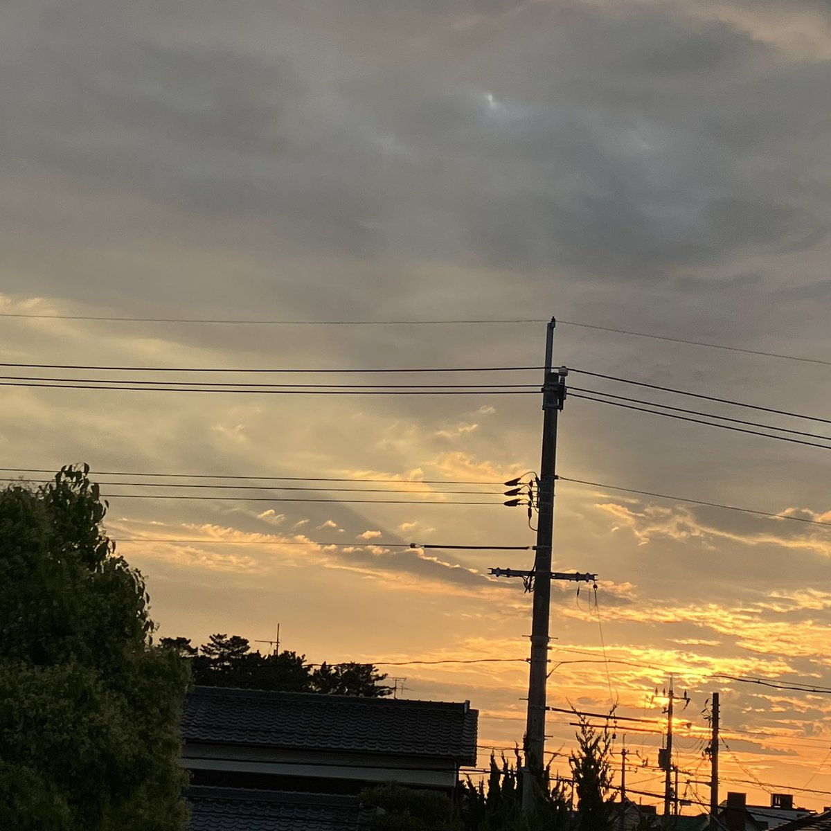 Fine Saturday evening. 

#eveningsky
#夕暮れ　
#イマソラ

💟☮️