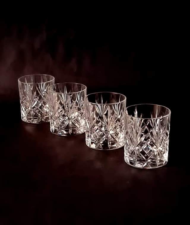 Collectable Curios' item of the day... Buckingham Crystal Flair Pattern Tumblers x4 in Original Box

collectablecurios.co.uk/product/buckin…

#BuckinghamCrystal #Tumblers #CrystalGlasses #Trending #Home #PreLoved #ShopBelfast #ShopVintage #ShopLocalNI #SupportLocalNI  #StGeorgesMarketBelfast