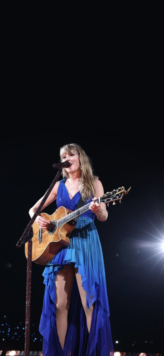 taylorslocks's tweet photo. Taylor Swift wallpapers

The Eras Tour : 
— PARIS N1/N2

#TaylorSwift     #TTPD  #ts #TORTUREDPOETSDEPARTMENT #THETORTUREDPOETSDEPARTMENT    #TSTTPD #TSTheErasTour #TSErasTour #TheErasTour #TheErasTourParis https://t.co/MBAbA8vV0C