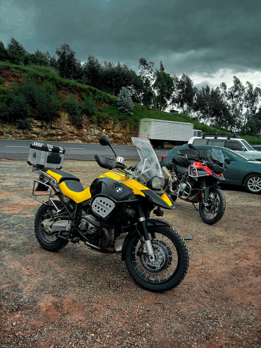 Stop over at EsQoffee, Rift Valley View Point.

With @nelimarr  riding her Bmw f850 GS

#MakeLifeARide #TembeaKenya