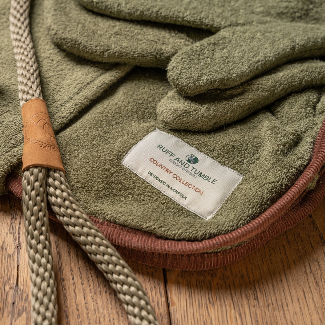 Love Green? Check out our Forest and Moss matching Drying Coats, Drying Mitts and Leads sets. Coordinated and quality products that are practical to the core. SHOP: ow.ly/ckSh50RzeNb