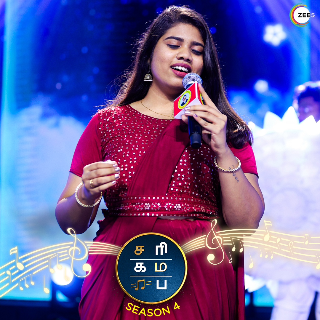 Watch #PokkishiyaSandraaa performance on #SaregamapaSeniorSeason4 now streaming on ZEE5 absolutely for free! 

#SaregamapaS4 #SaregamapaTamil #ZEE5Tamil #ZEE5 #WatchOnZEE5