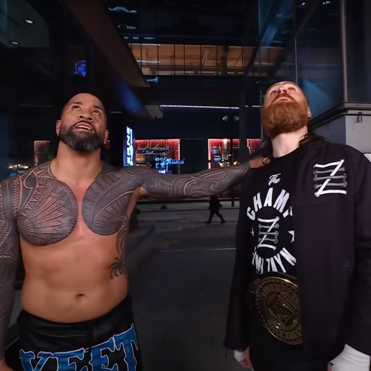 WWEUK's tweet image. Looking at the #NorthernLights like… did you catch it? 👀